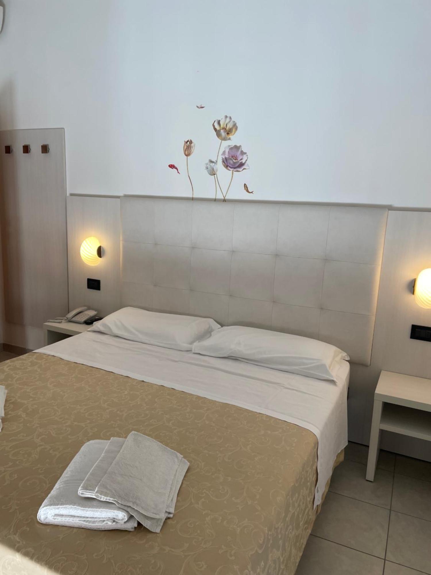 Dependance Hotel Marina Риччоне Екстер'єр фото