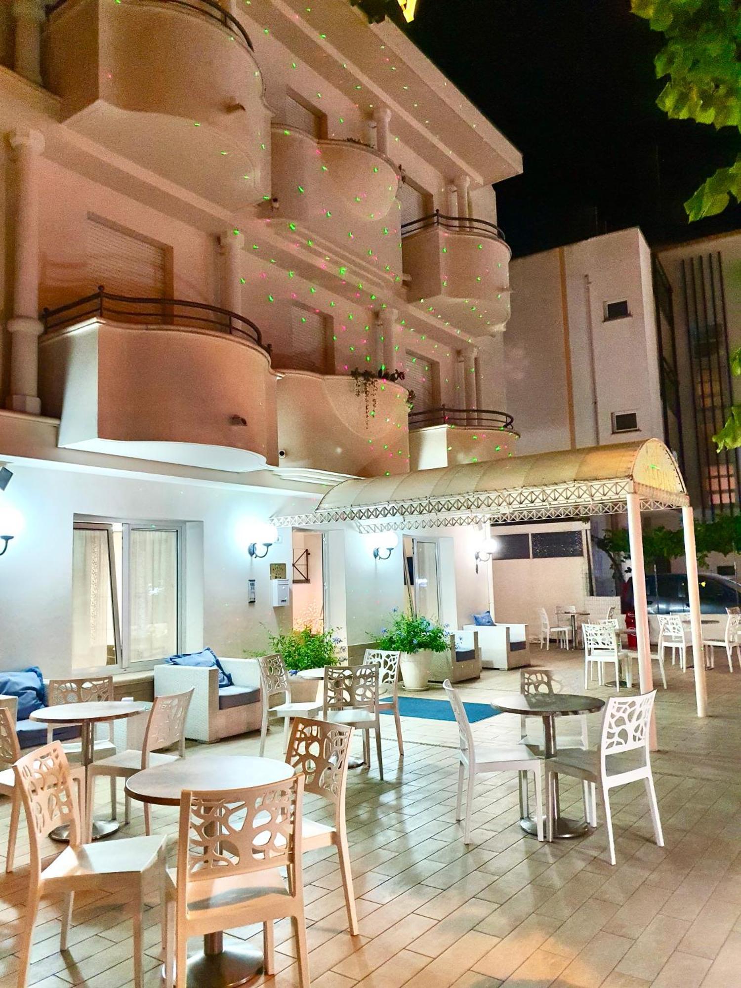 Dependance Hotel Marina Риччоне Екстер'єр фото